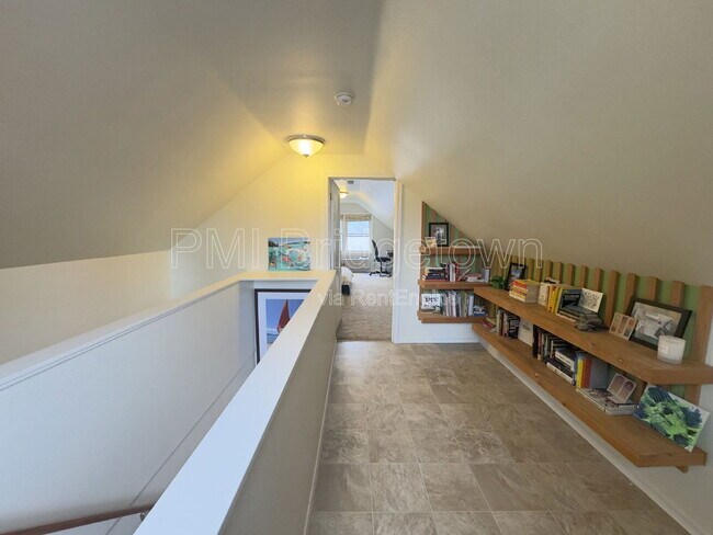 Building Photo - 2755 SE 165th Ave
