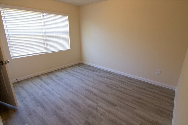 Building Photo - 12723 Veterans Ranch Rd