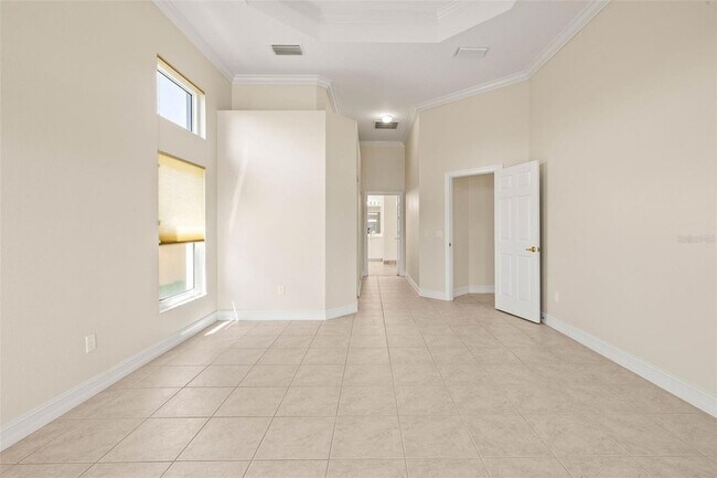 Building Photo - 4949 Sandy Brook Cir