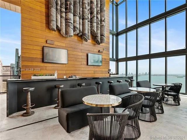 Building Photo - 1451 Brickell Ave
