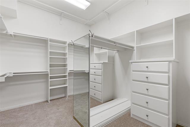 Building Photo - 5276 Longvue Dr