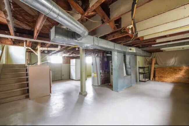 Building Photo - 1210 S Jefferson Ave