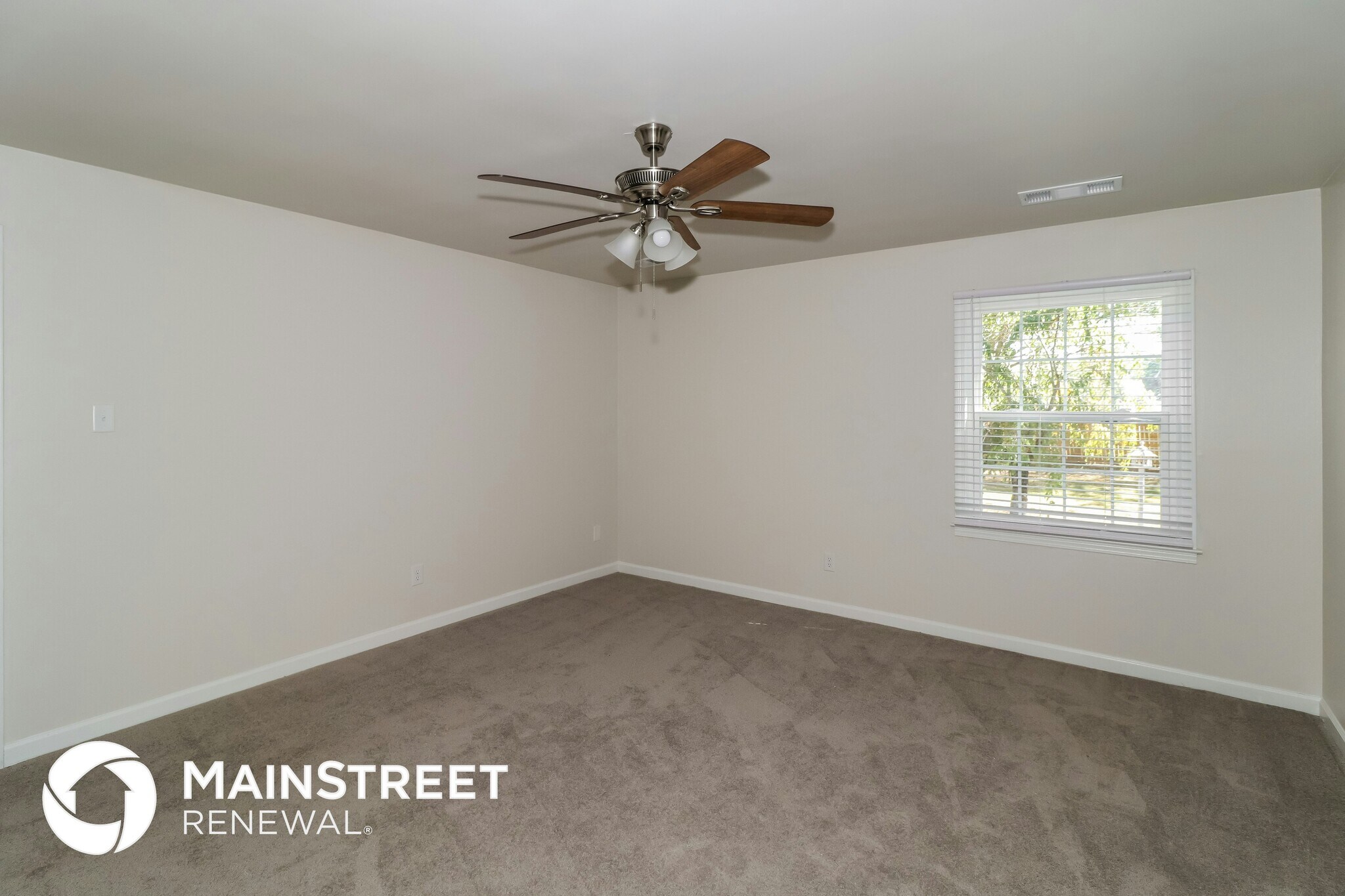 Building Photo - 109 W Pecan Valley St