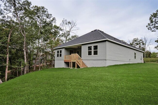 Building Photo - 1 Pagham Ln