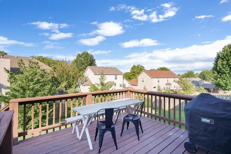 Building Photo - 404 Crestfield Ct