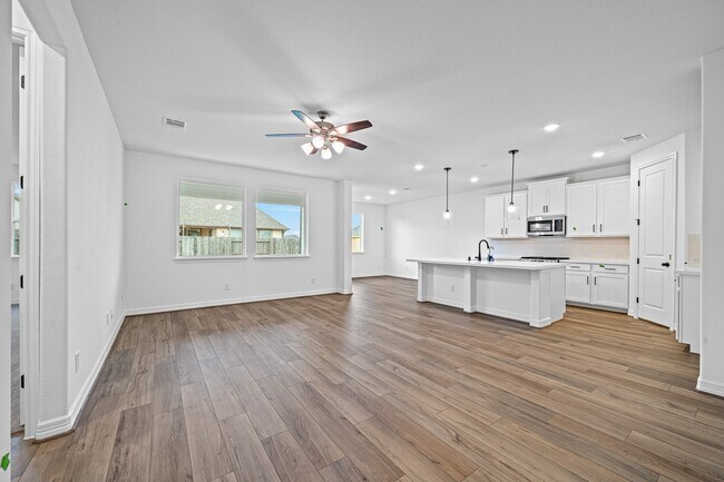 Building Photo - 17443 Chester Valley Trail