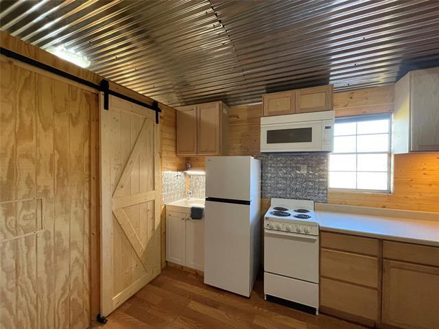 Building Photo - 7911 US-277