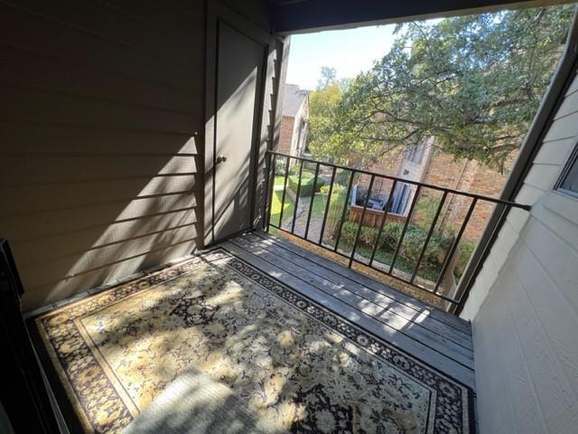 Building Photo - 15221 Berry Trail