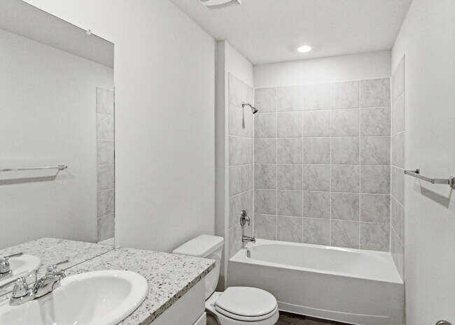 Building Photo - 3 Bedroom Home with Open Layout and Covered Patio in Creekside Farms!