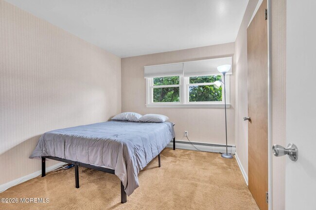 Building Photo - 485 Freehold St