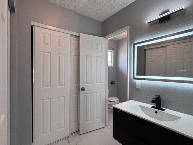 Building Photo - Spacious 4BR Single-Story with Pool, RV Parking & Large Lot Near Shopping & Dining