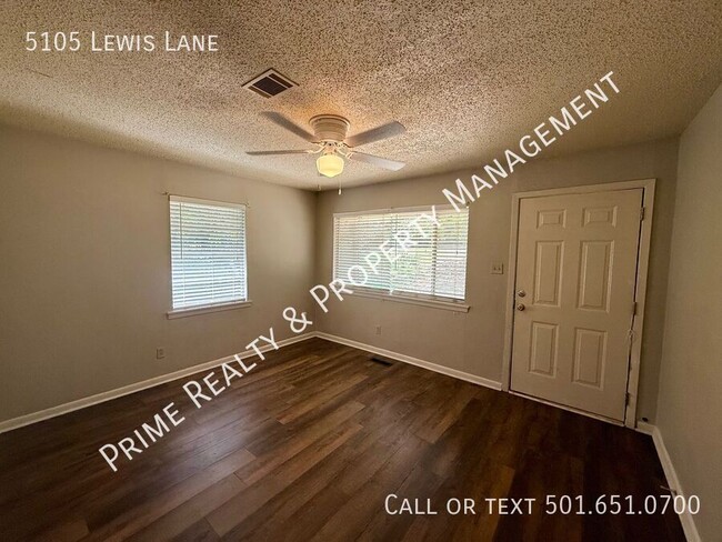Building Photo - 5105 Lewis Ln