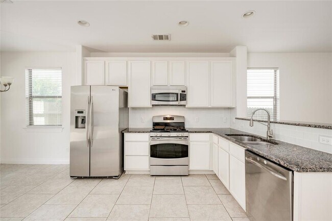 Building Photo - 3007 Sea Jay Dr