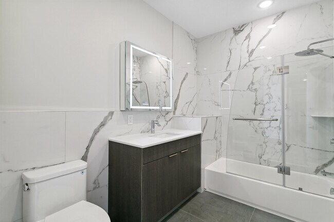 Building Photo - 582 66th St