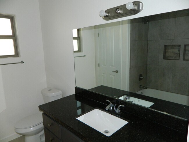 Building Photo - 1615 Dra Eve Perez Lane