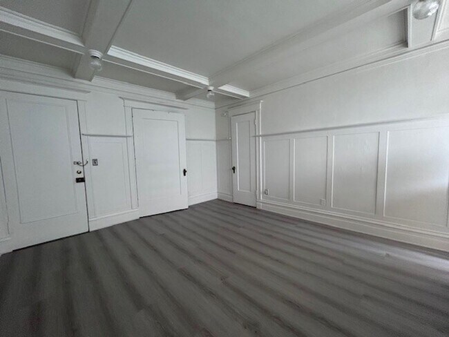 Building Photo - 2437 Shattuck Ave.