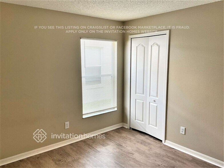 Building Photo - 12237 Dawn Vista Dr