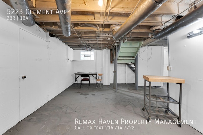 Building Photo - 5223 Clement Ave