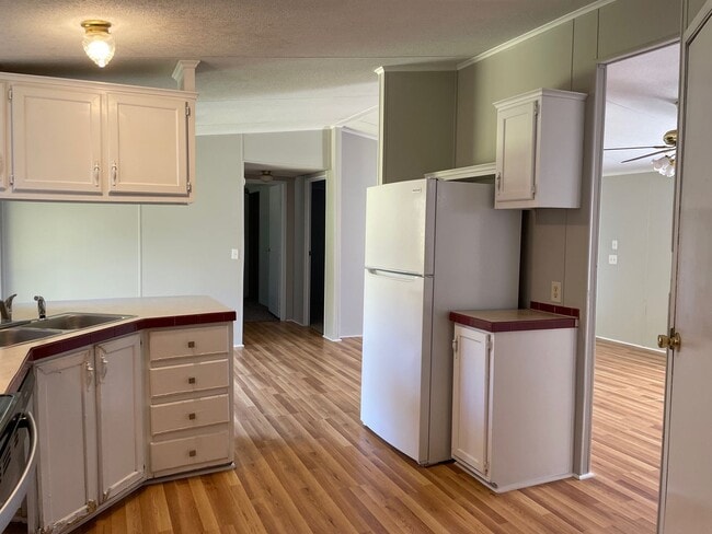 Building Photo - 3 BED, 2 BATH MOBILE HOME