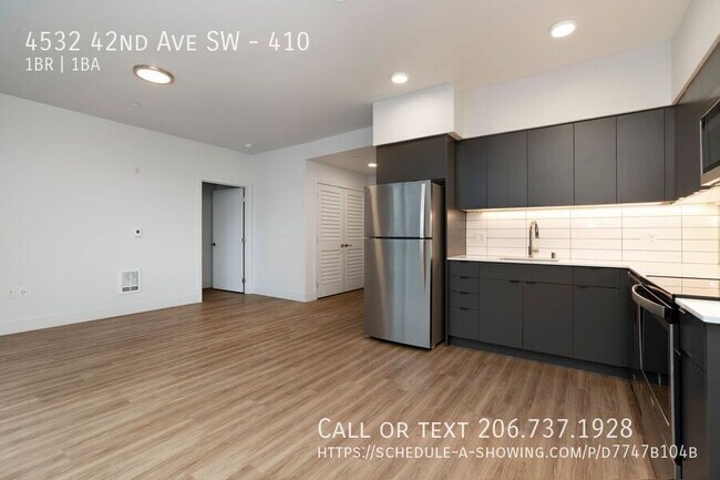 Building Photo - 4532 42nd Ave SW