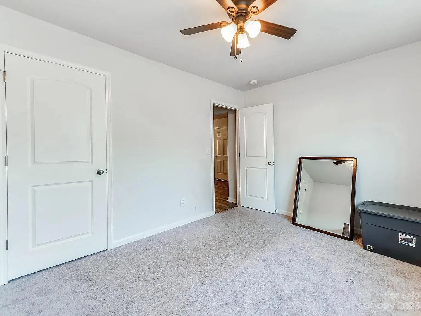 Building Photo - 1016 Amberlight Circle