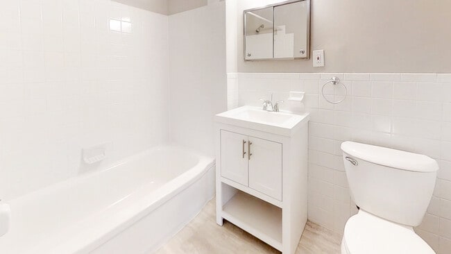 Building Photo - 300 Bowers Ave