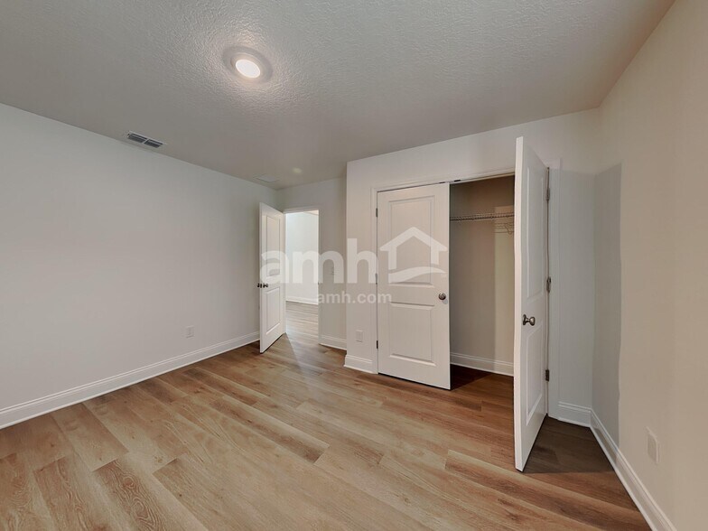 Building Photo - 15156 Serenity Wy