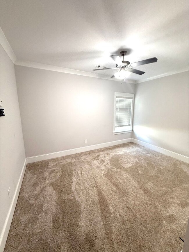 Building Photo - ** 4 Bed 2.5 Bath located in Pike Road ** Call 334-366-9198 to schedule a self-tour