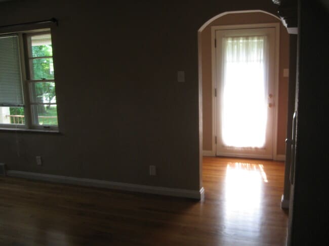Building Photo - 9254 Sappington Rd