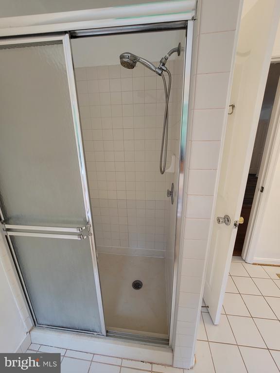 Building Photo - 2435 Pimpernel Dr