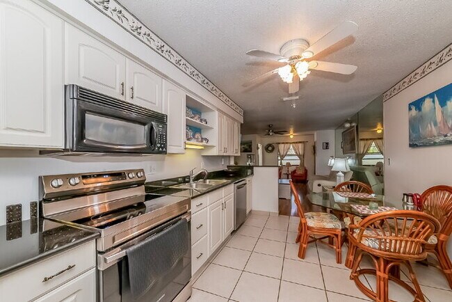 Building Photo - Fully furnished 2BR/2BA villa in Heritage Village West — $1,900/month