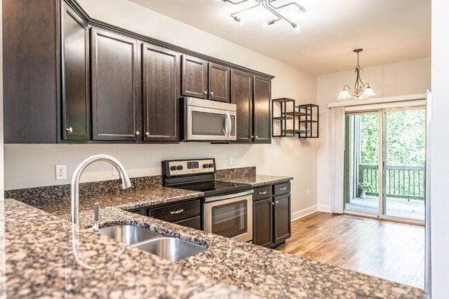 Building Photo - 74 Cypress Cir