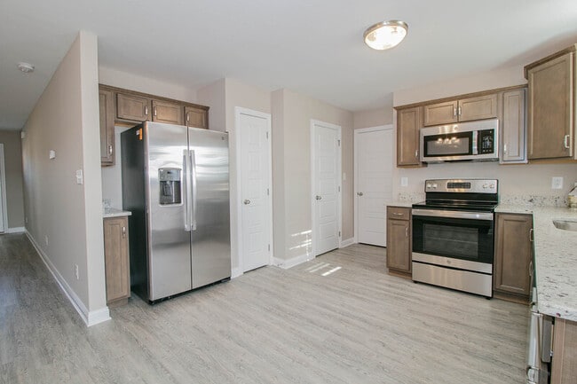 Building Photo - 4007 Ft Sumter Dr