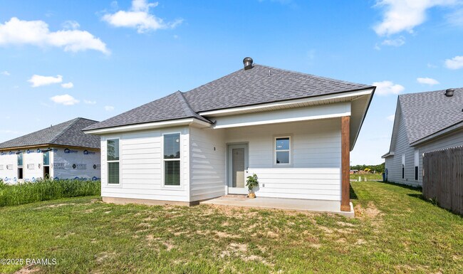 Building Photo - 208 Adry Ln