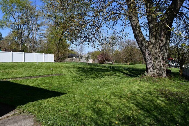 Building Photo - 6945 Delaware St