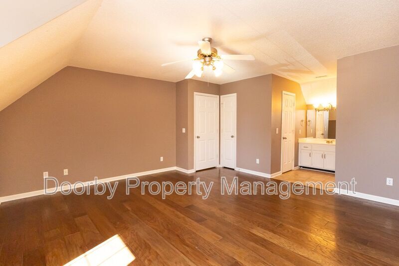 Building Photo - 1133 Lenny Ln