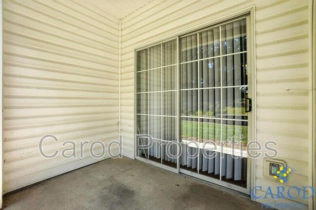 Building Photo - 2412 Ryerson Ct
