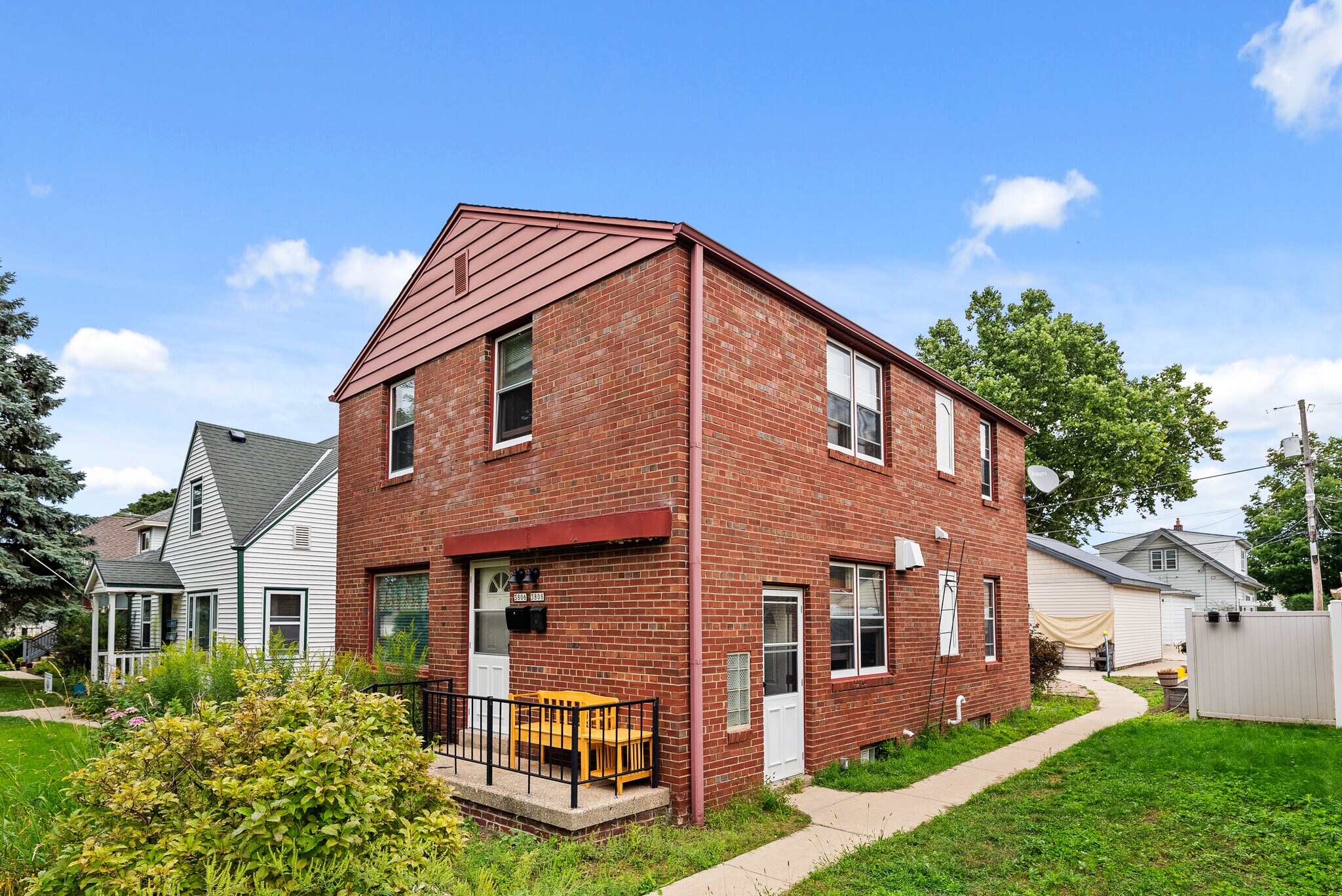 Building Photo - 3808 S Brust Ave