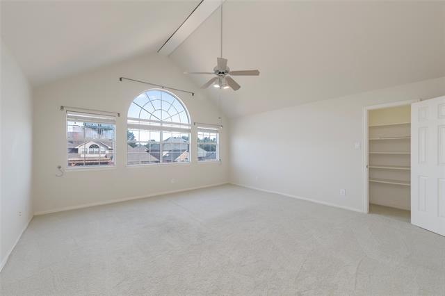 Building Photo - 3704 Roxbury Ln