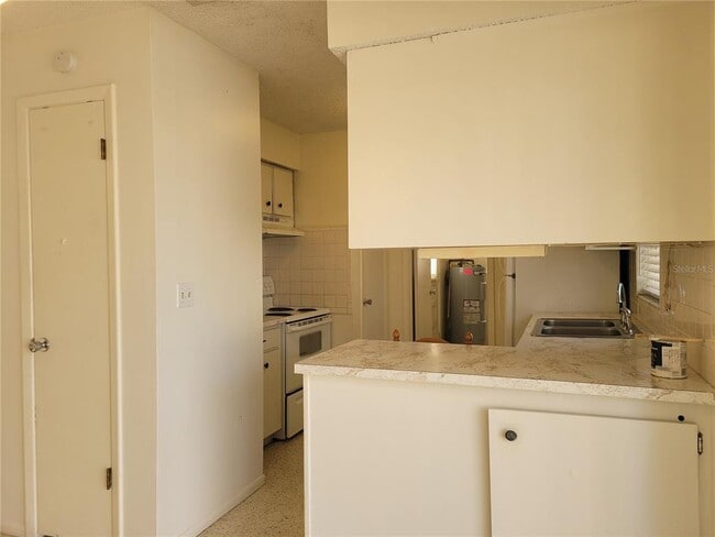 Building Photo - 1820 Martin St