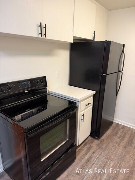 Building Photo - 5110 S Pearl St