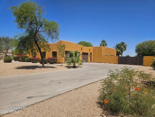 Building Photo - 5118 W Winston Dr