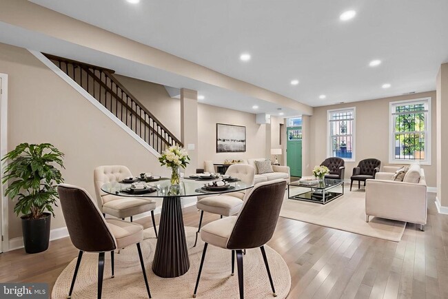 Building Photo - 1641 4th St NW