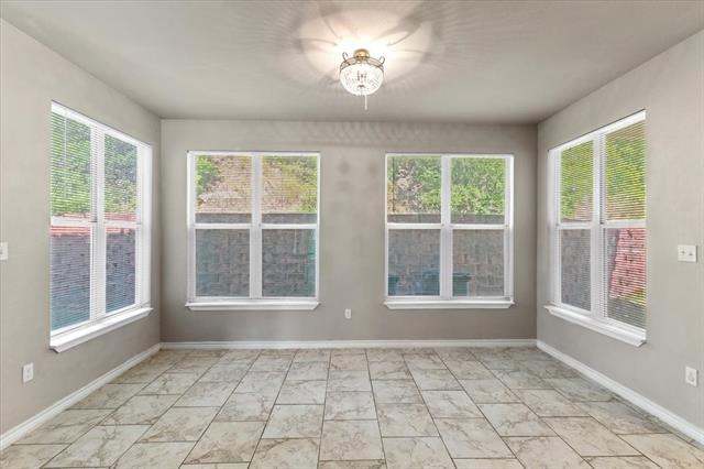 Building Photo - 213 Willow Ridge Rd