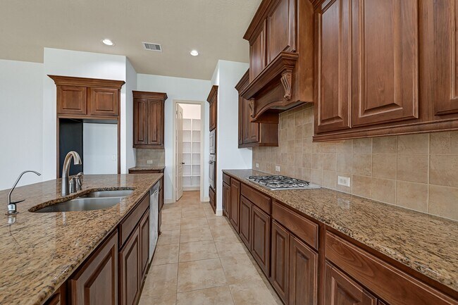 Building Photo - 2702 Ember Pass Ln