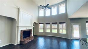 Building Photo - 12571 Valley Spring Dr
