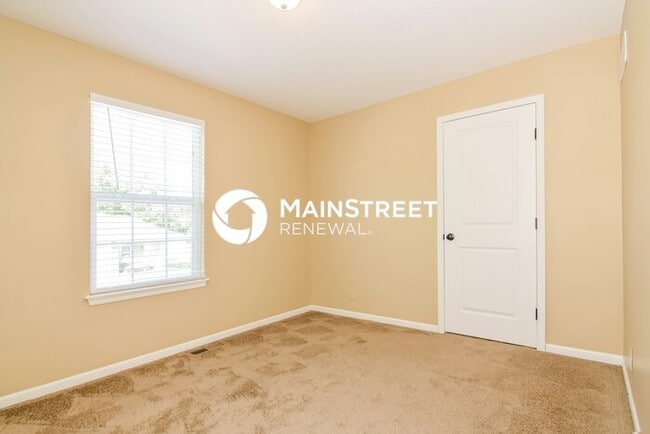 Building Photo - 3 Bedroom Pet-Friendly Home in Grain Valley, MO with Main Street Renewal