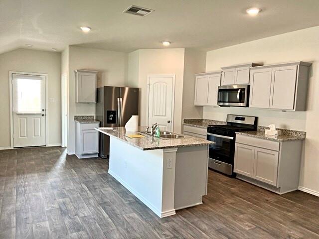 Building Photo - 267 Sickle Lp