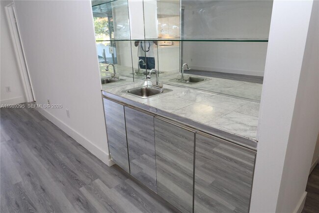 Building Photo - 16531 NE 35th Ave