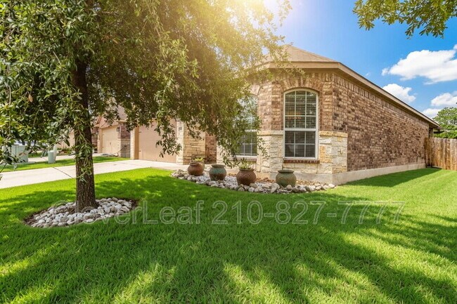 Building Photo - 8003 Oxbow Way
